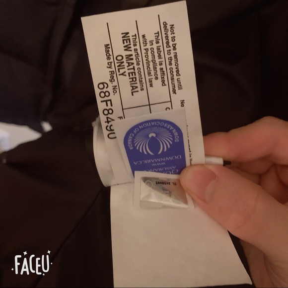 Canada Goose Heatherton Parka - Picture 6 of 10